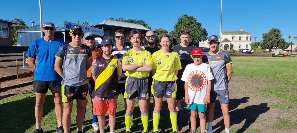 AFL umpires share tips with locals | spec.com.au